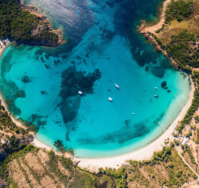 baia di rondinara corsica