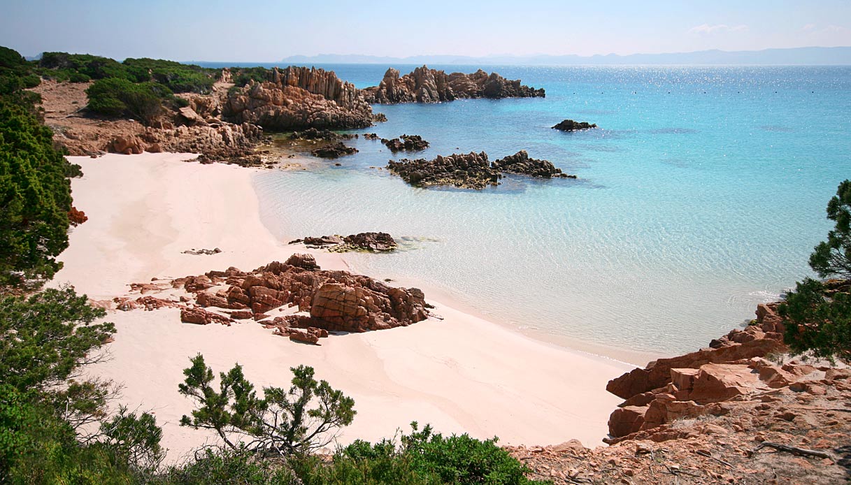 budelli-spiaggia-rosa DA VICINO