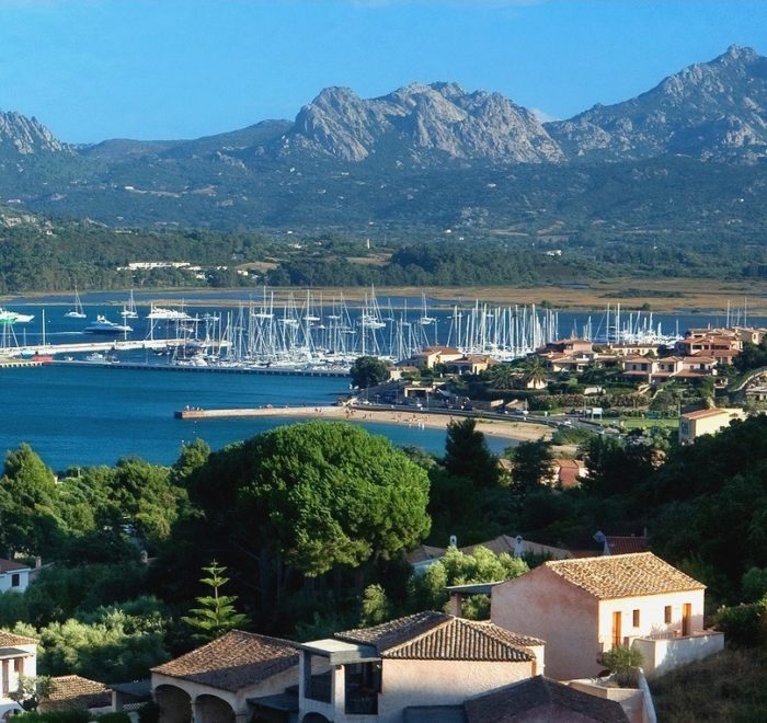 sardinia-cannigione porto